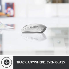 Logitech MX Anywhere 3 tracking on a glass surface