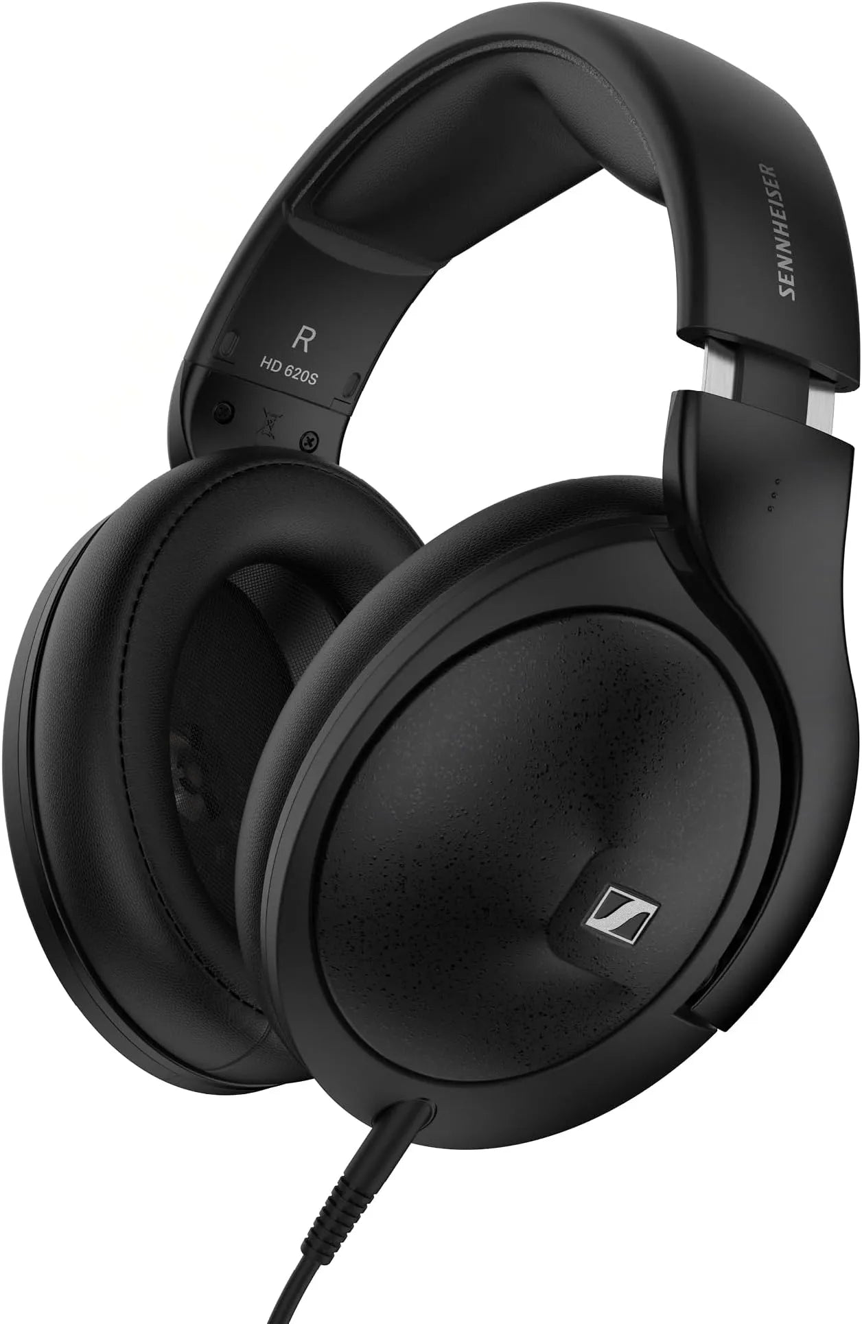 Sennheiser HD 569 wired headphones in black with closed-back design