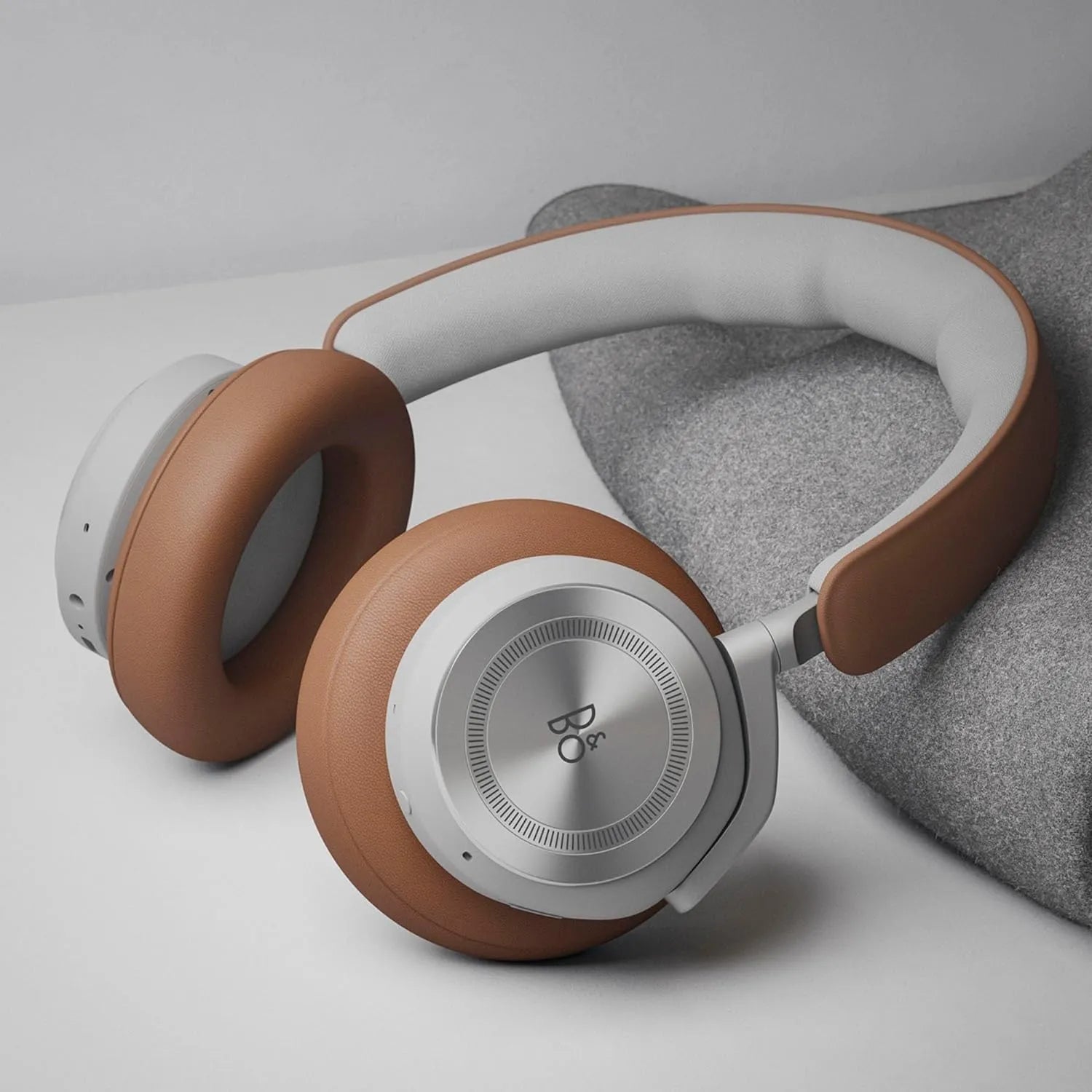 Beoplay HX with Lambskin Leather and Memory Foam Ear Cushions