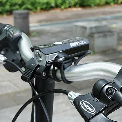 Durable and weather-resistant CatEye AMPP 100 and ViZ 100 rechargeable lights
